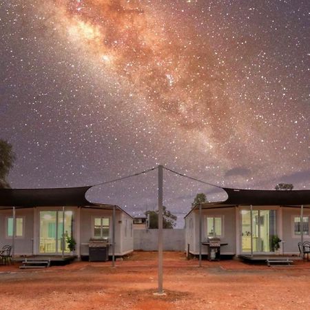 White Cliffs Self Contained Cabin Accommodation 外观 照片