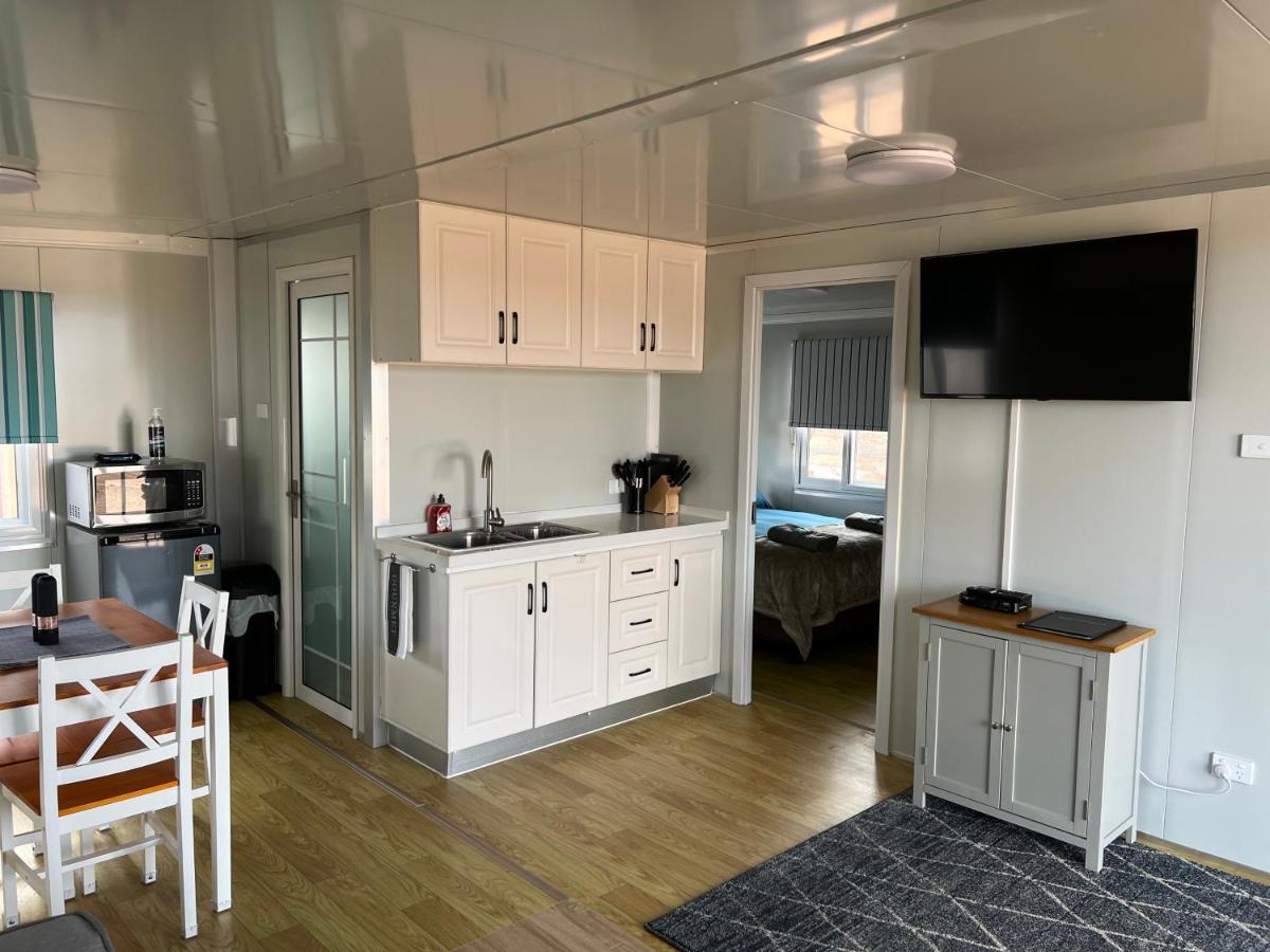 White Cliffs Self Contained Cabin Accommodation 外观 照片