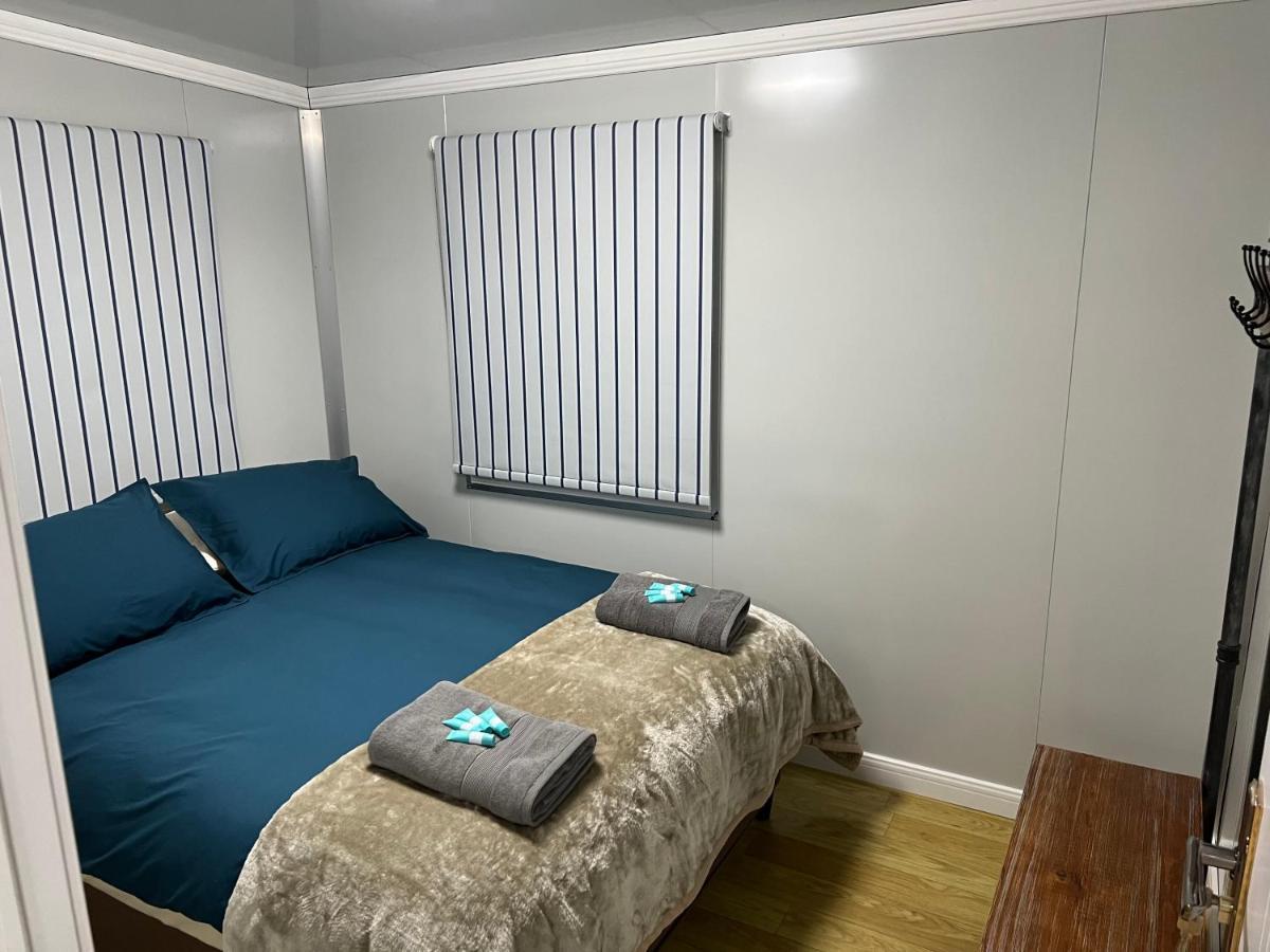White Cliffs Self Contained Cabin Accommodation 外观 照片