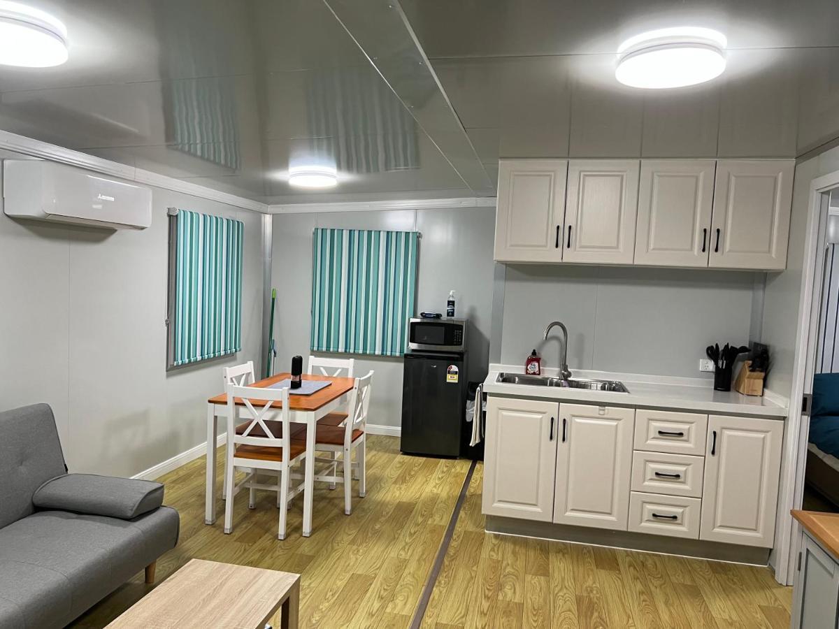 White Cliffs Self Contained Cabin Accommodation 外观 照片