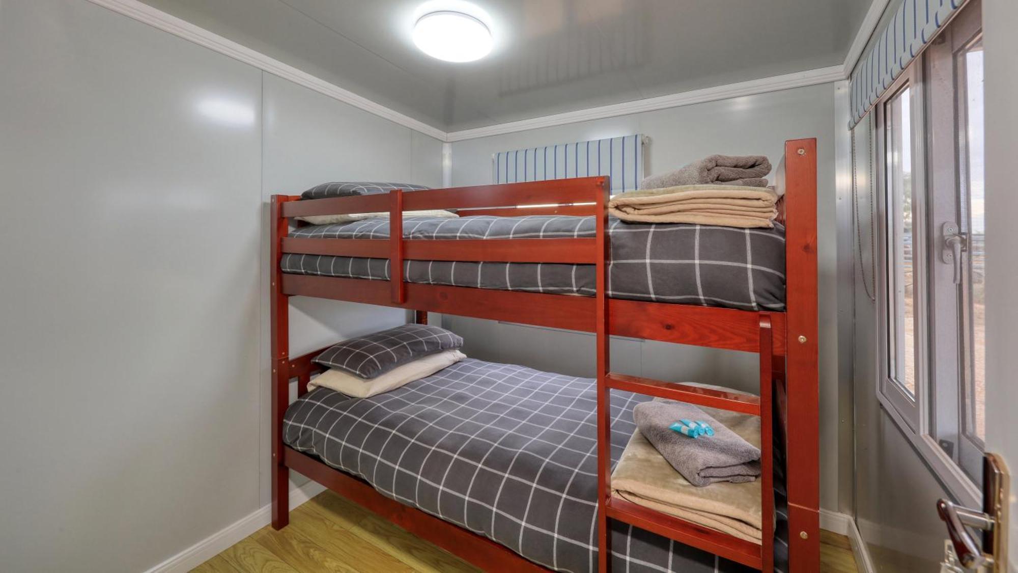 White Cliffs Self Contained Cabin Accommodation 外观 照片